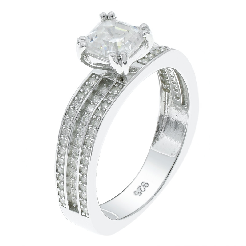 Women Exquisite Solitaire White CZ Ring