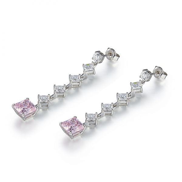 卸売925スターリングプリンセスカットライトピンクダイヤモンドは女性のためのイヤリングを落としました 