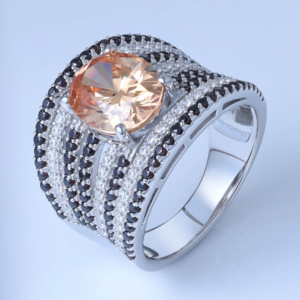 オーバルシャンパンczセンターとモカczロジウム925以上の純銀製の婚約と結婚指輪 