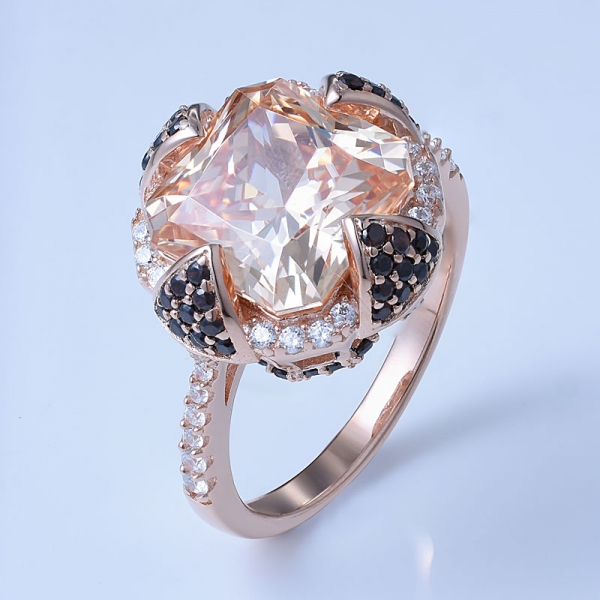 クールシャンパンczローズゴールドスターリングシルバープリンセス形の婚約指輪 