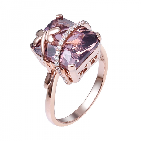 プリンセスカットピンクのモルガナイトの宝石デザイン14Kローズゴールドトンボリングネックレスの贈り物 