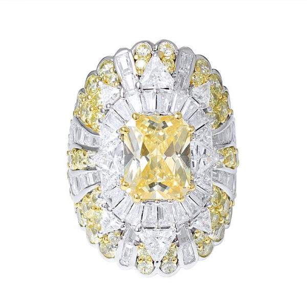 実験室は婚約指輪の上に黄色のダイヤモンドと白いジルコニアロジウムを作成しました 