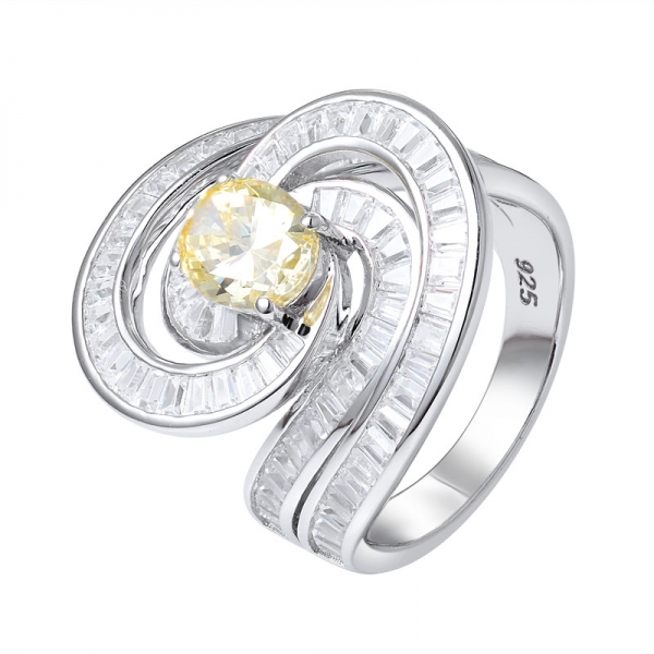  1Ct スターリングシルバーの結婚指輪の上に楕円形のイエローダイヤモンドがロジウムをシミュレート 