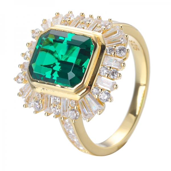  4CT ラボ作成された緑のエメラルドイエローゴールドはスターリングシルバーの結婚指輪 